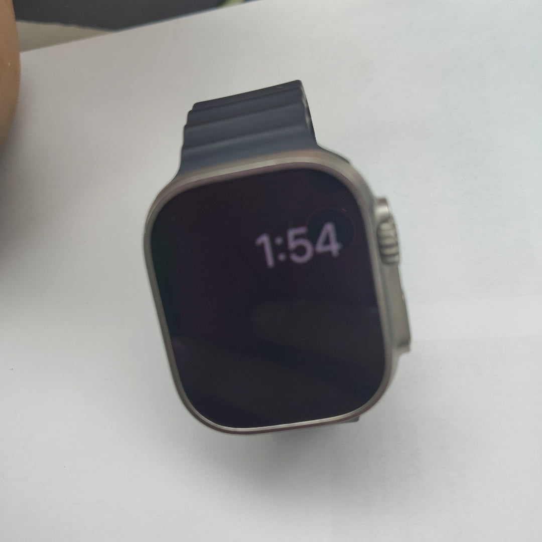 SMARTWATCH APPLE ULTRA TITANIO A2622 49 MM GPS + CELULAR (SEMINUEVO)