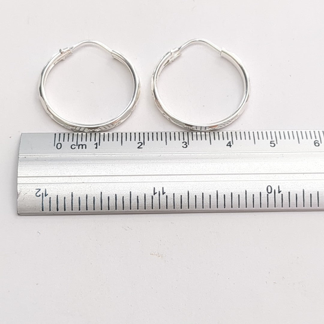 PAR ARRACADAS FACETADA PLATA .925 2.1 GR (NUEVO)