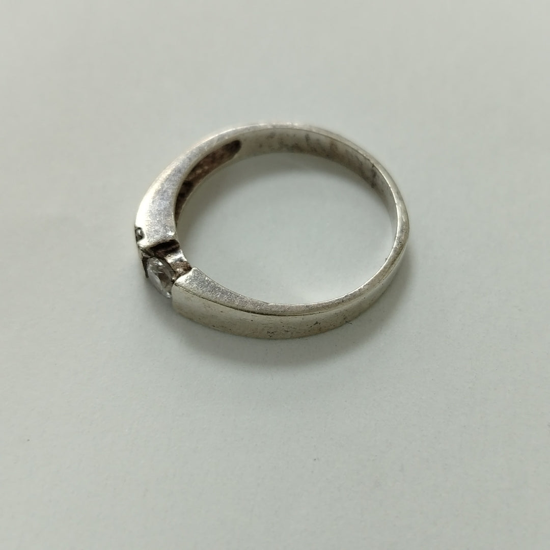 ANILLITO PLATA 2.6 GRMS (SEMINUEVO)