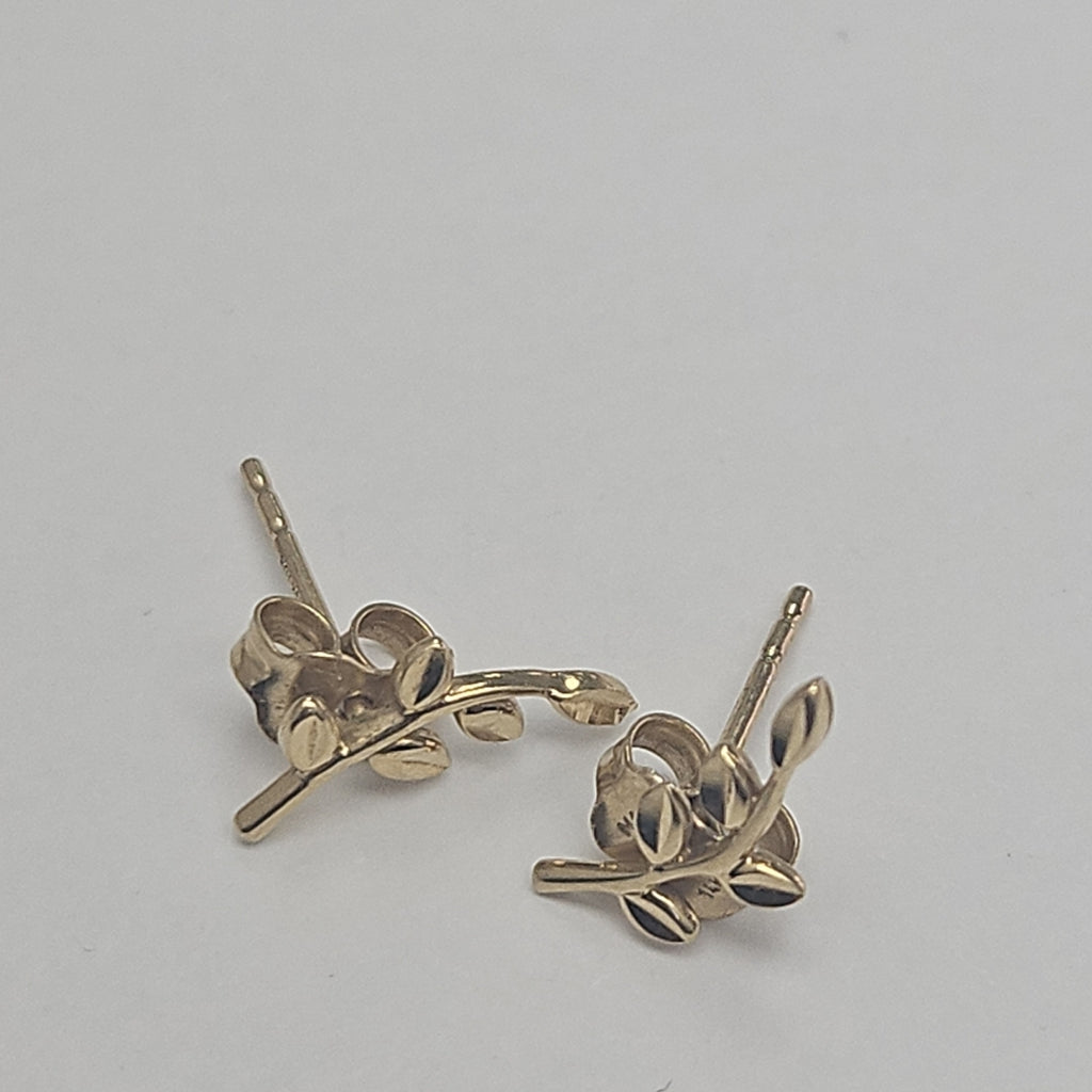 BROQUELES PAR ORO 14 K 1 GRMS (SEMINUEVO)