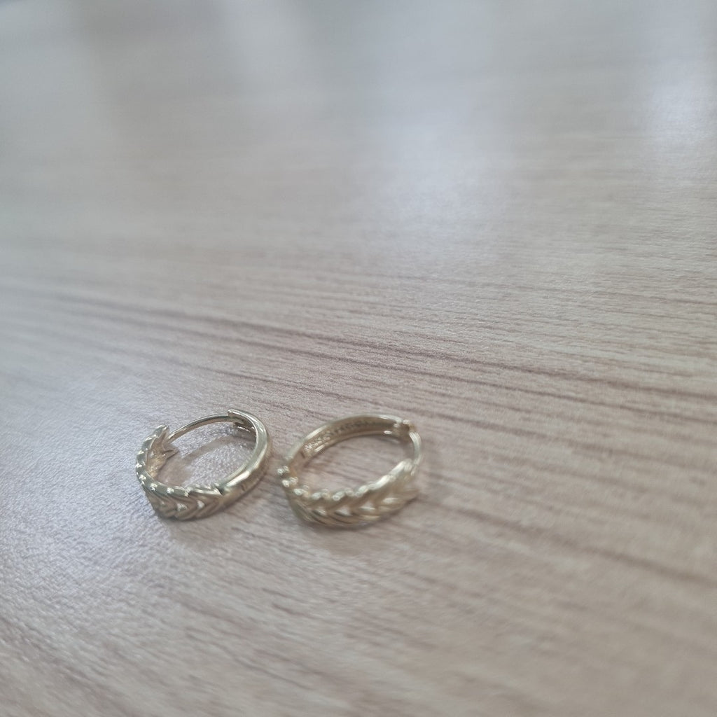 HUGGIES ORO 14K 1.3 (NUEVO)