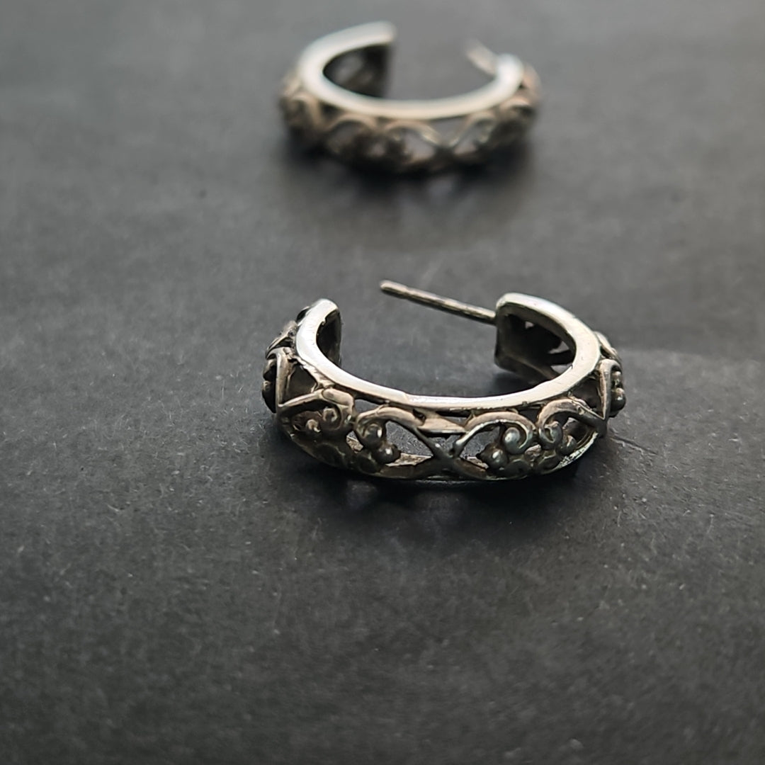 ARETES PAR PLATA 4,60 GRMS (SEMINUEVO)