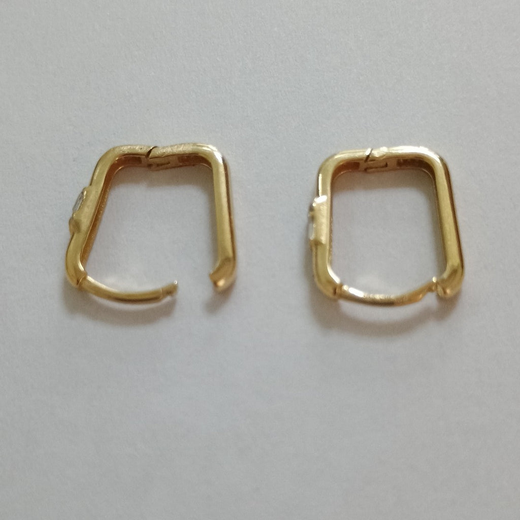 HUGGIES ORO 14K 1.5 (NUEVO)
