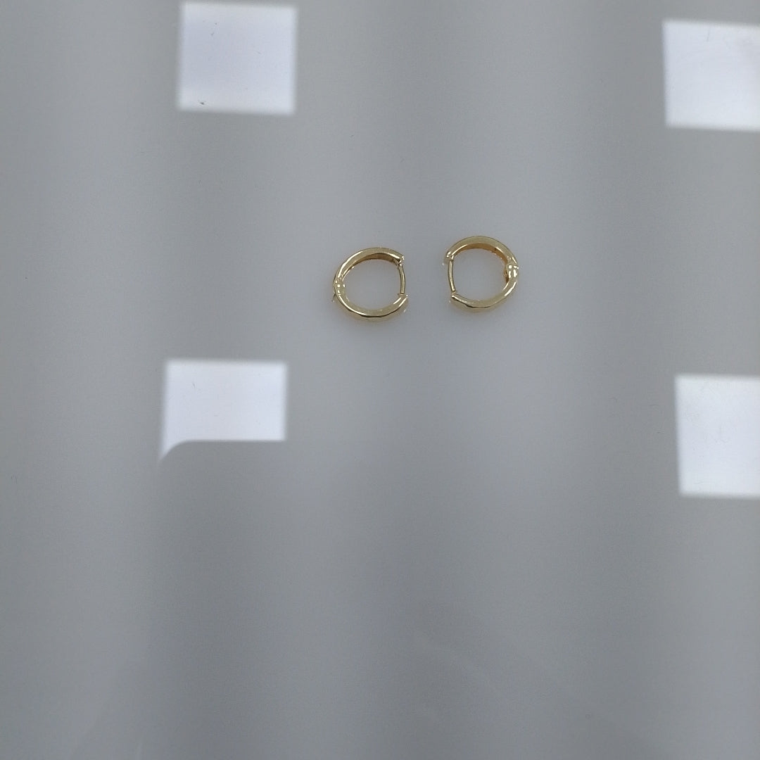 HUGGIES ORO 14K 0.9 (NUEVO)