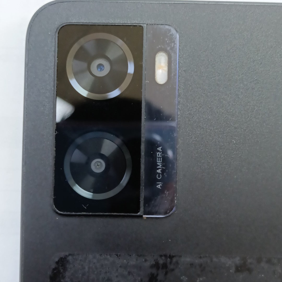 CELULAR OTRAS MARCAS OTROS MODELOS 128 GB 4 GB RAM (SEMINUEVO)