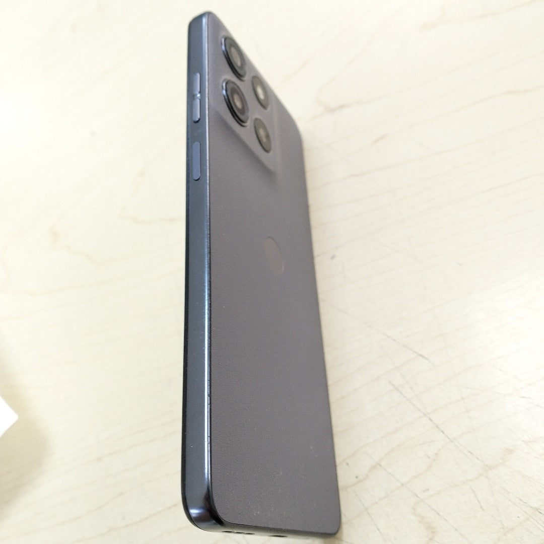 CELULAR MOTOROLA MOTO G15 XT2521-2 (2025) 256 GB 4 GB RAM (SEMINUEVO)
