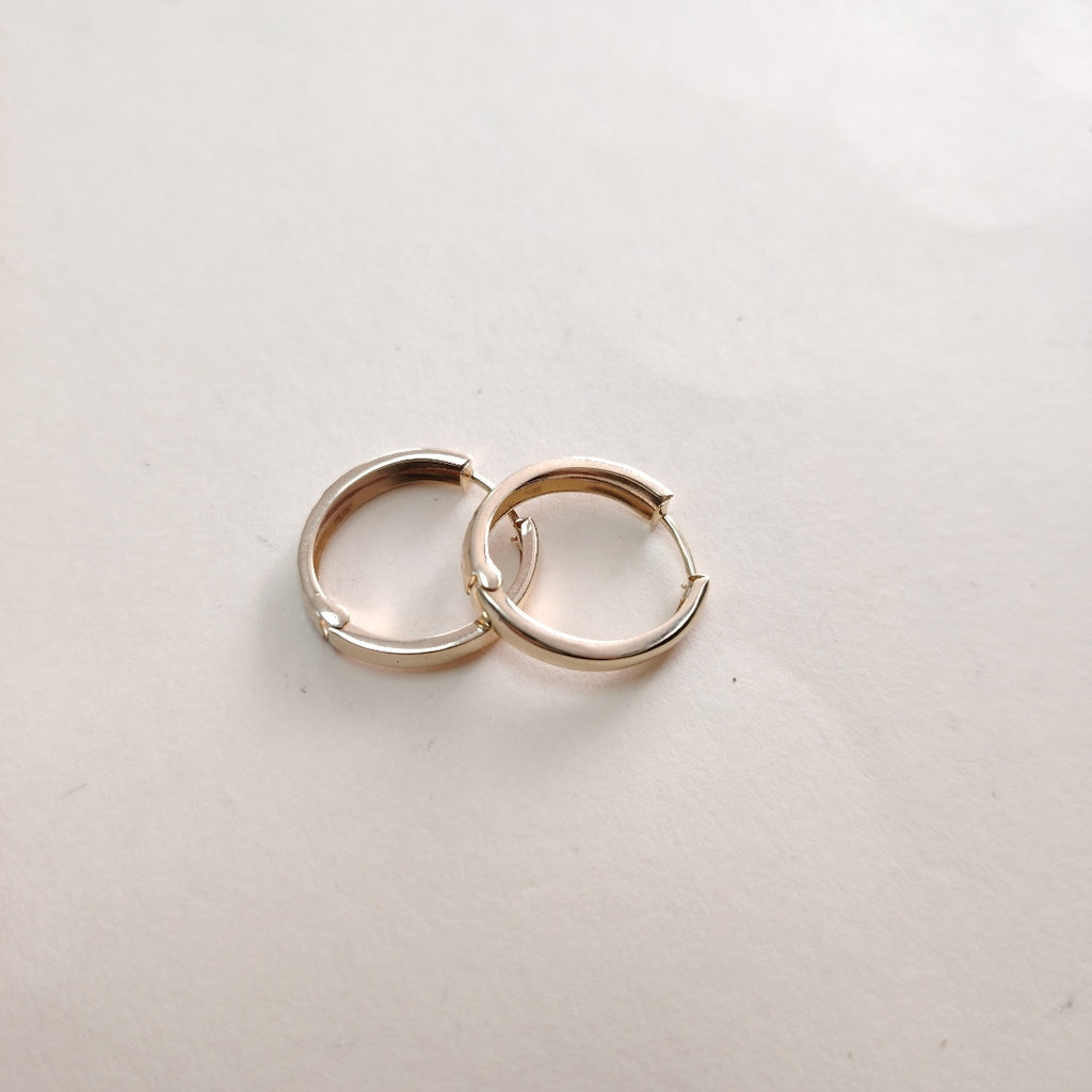 HUGGIES ORO 14K 1.6 (NUEVO)