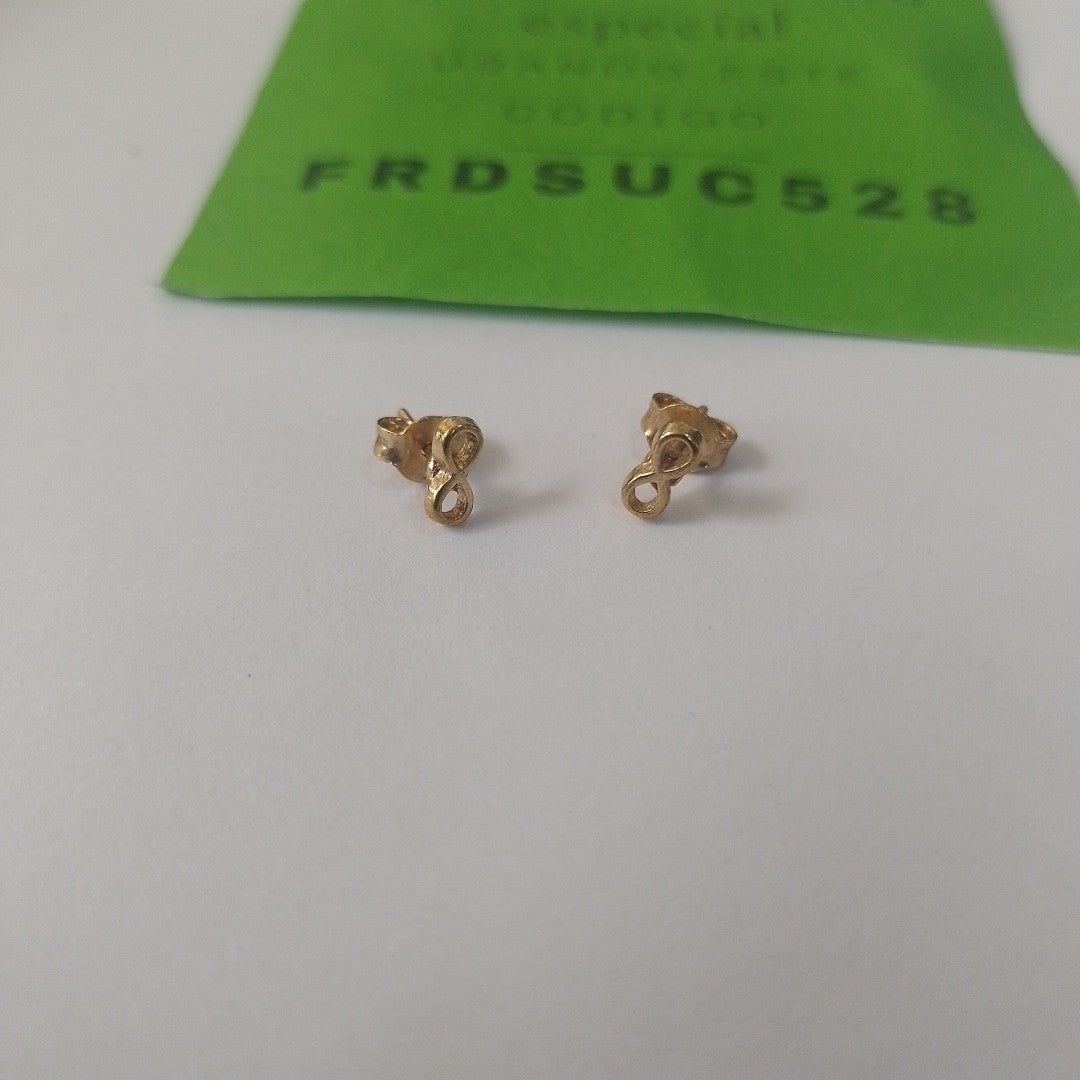 ARETES PAR ORO 14 K 0.6 GRMS (SEMINUEVO)