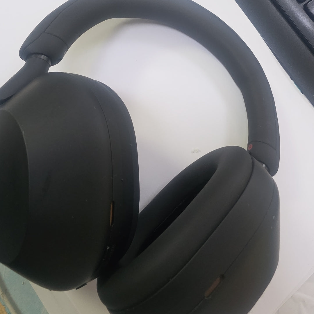 AUDIFONOS SONY WH-1000XM5 INALAMBRICO OVER EAR (SEMINUEVO)