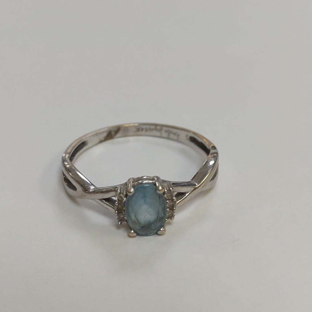 ANILLITO ORO BLANCO 14 K 2.4 GRMS (SEMINUEVO)