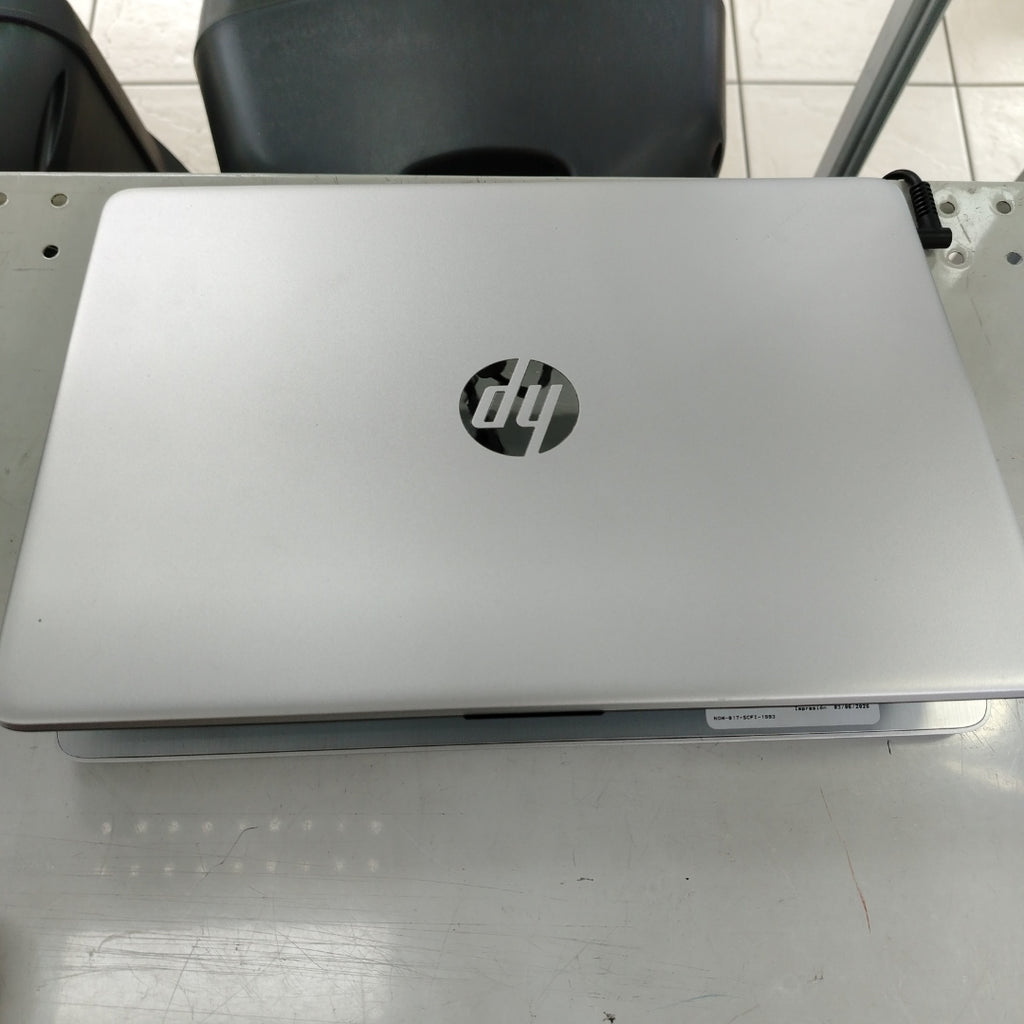 LAPTOP HP 14-DQ0530LA(2024) 256 GB SSD 8 GB RAM (SEMINUEVO)