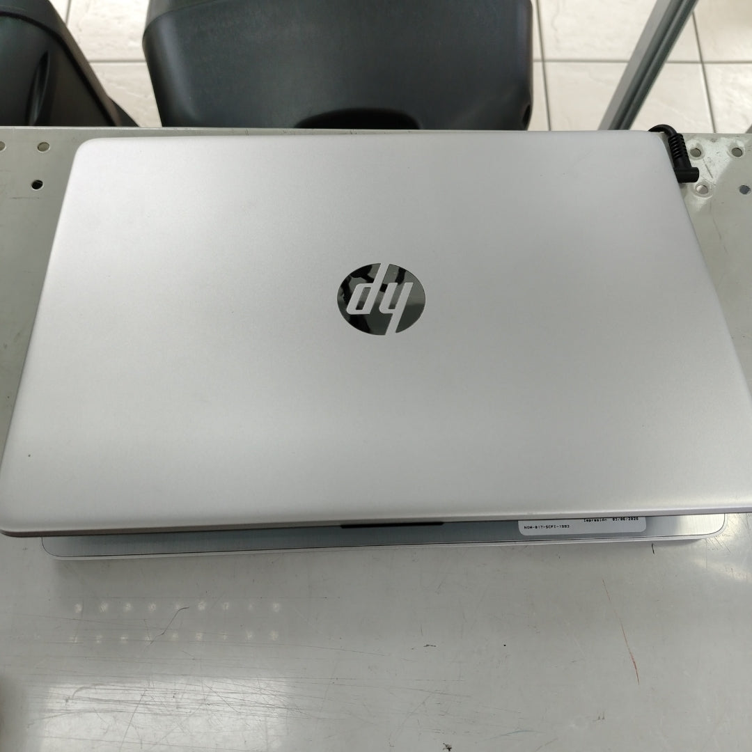 LAPTOP HP 14-DQ0530LA(2024) 256 GB SSD 8 GB RAM (SEMINUEVO)