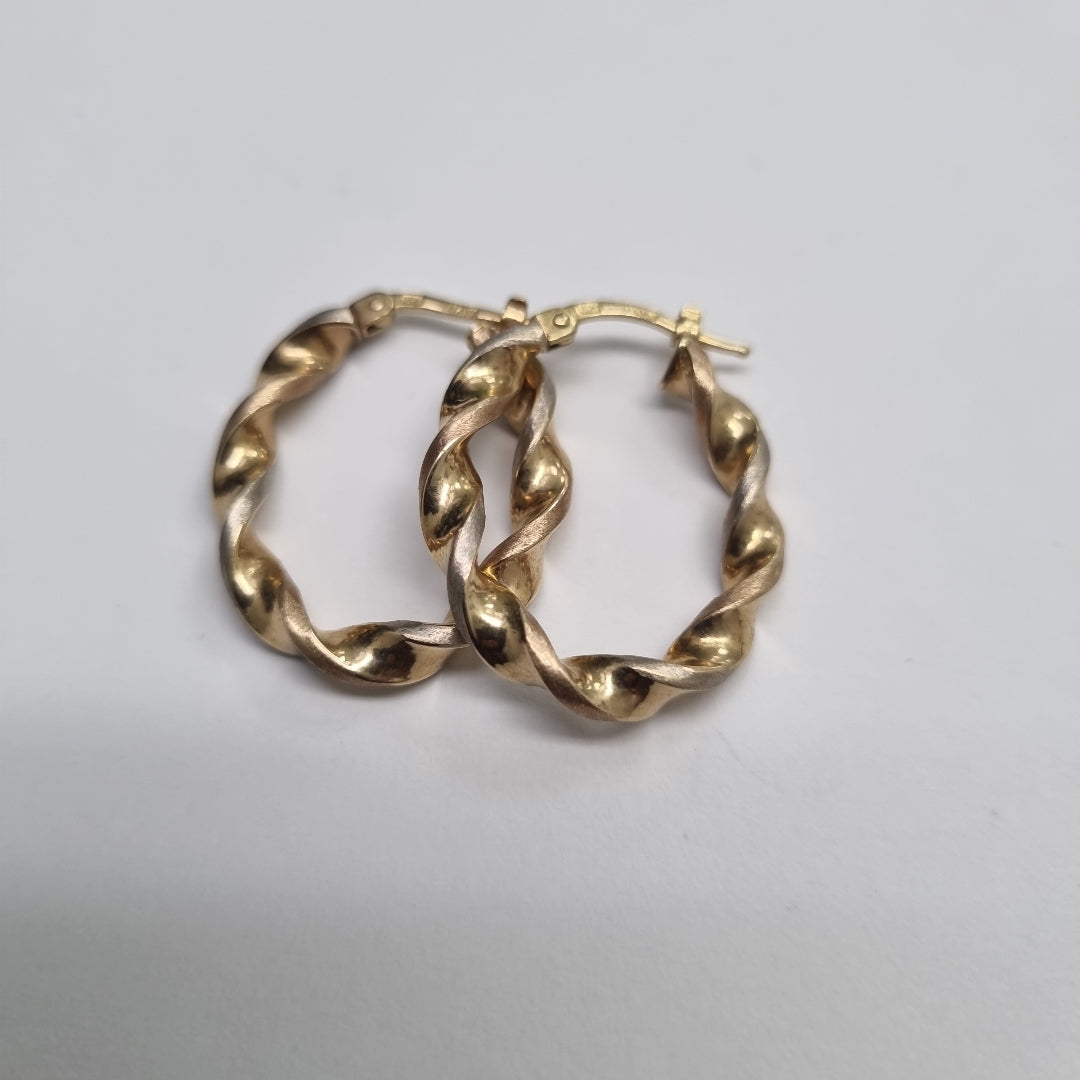 ARRACADAS PAR ORO 10 K 2.3 GRMS (SEMINUEVO)