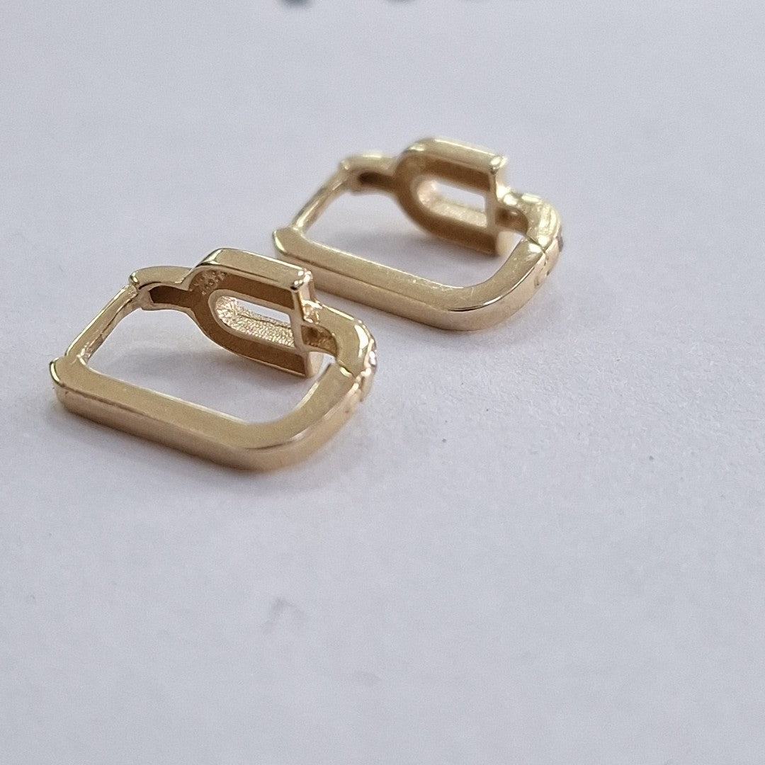 HUGGIES ORO 14K 1.3 (NUEVO)
