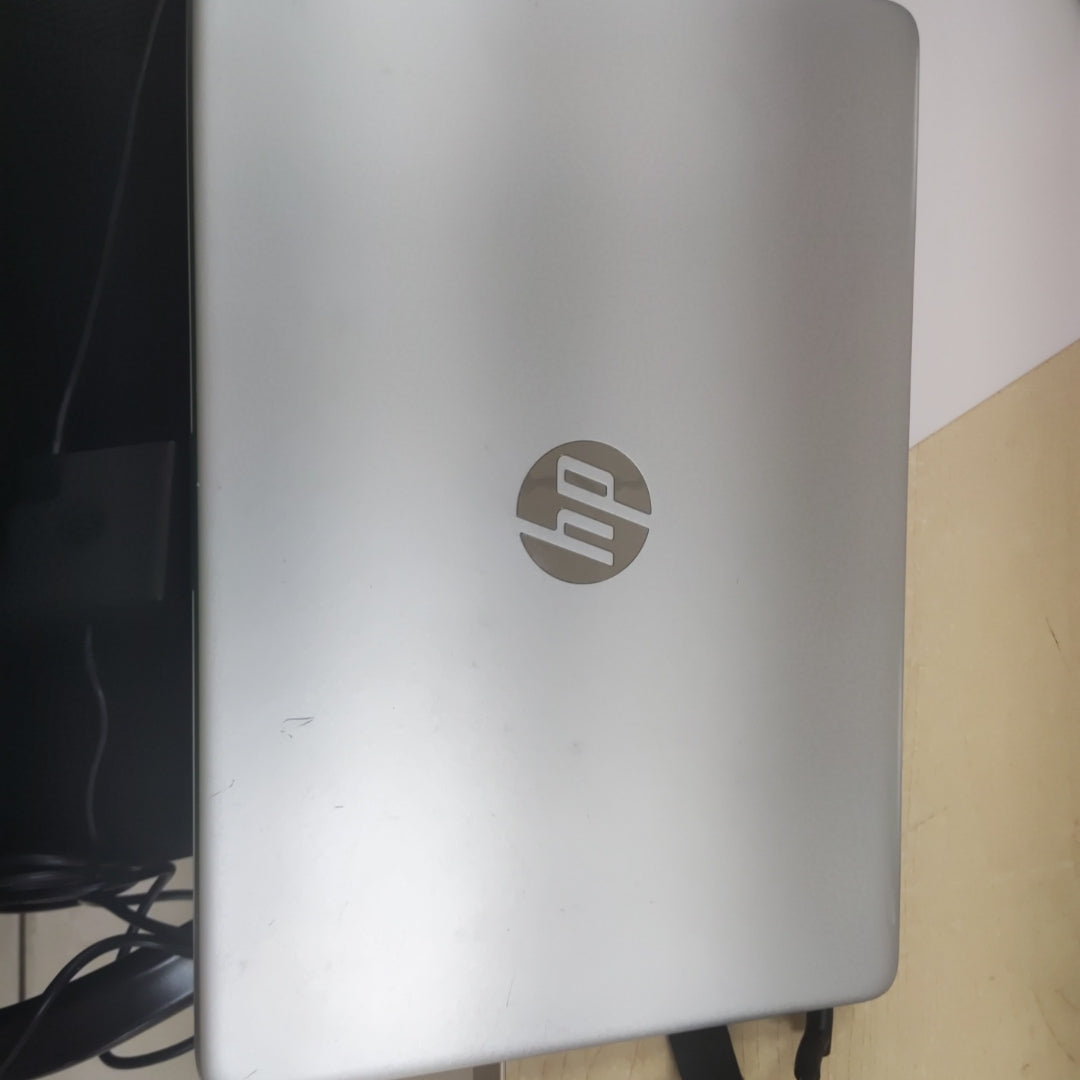 LAPTOP HP 14-DQ5015LA (2023) 512 GB SSD 8 GB RAM (SEMINUEVO)