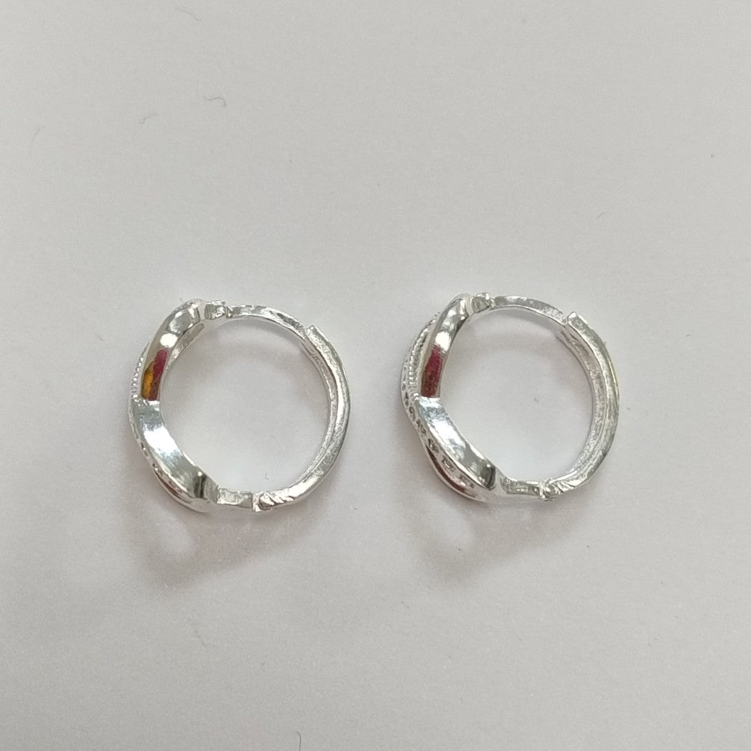 HUGGIES INFINITO CIRCONIAS PLATA .925 2.4 GR (NUEVO)