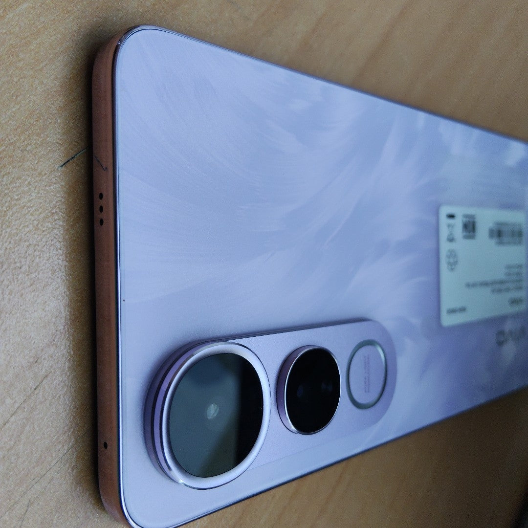 CELULAR VIVO V50 LITE V2441 (2025) 256 GB 8 GB RAM (SEMINUEVO)