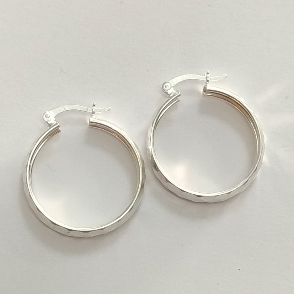 ARETES ARRACADAS FACETADAS PLATA .925 2.5 GR (NUEVO)