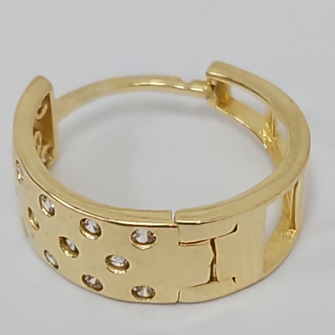 HUGGIES ORO 14K 2.7 (NUEVO)