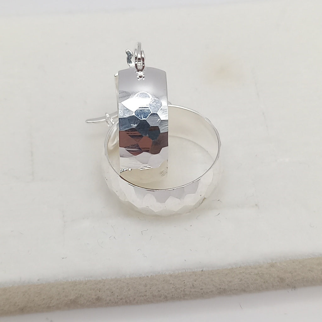ARETES ARRACADAS FACETADAS PLATA .925 2.8 GR (NUEVO)