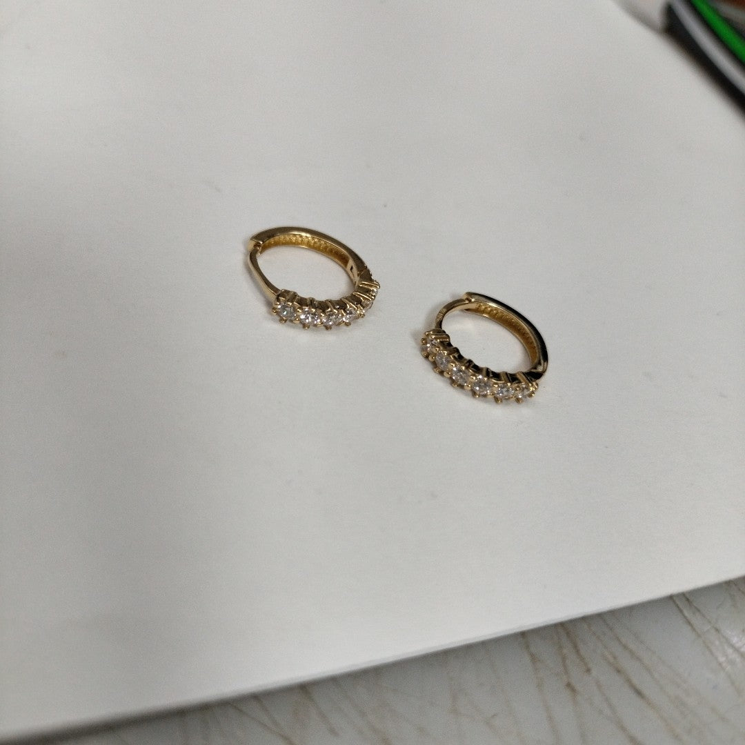 HUGGIES ORO 14K 1.5 (NUEVO)