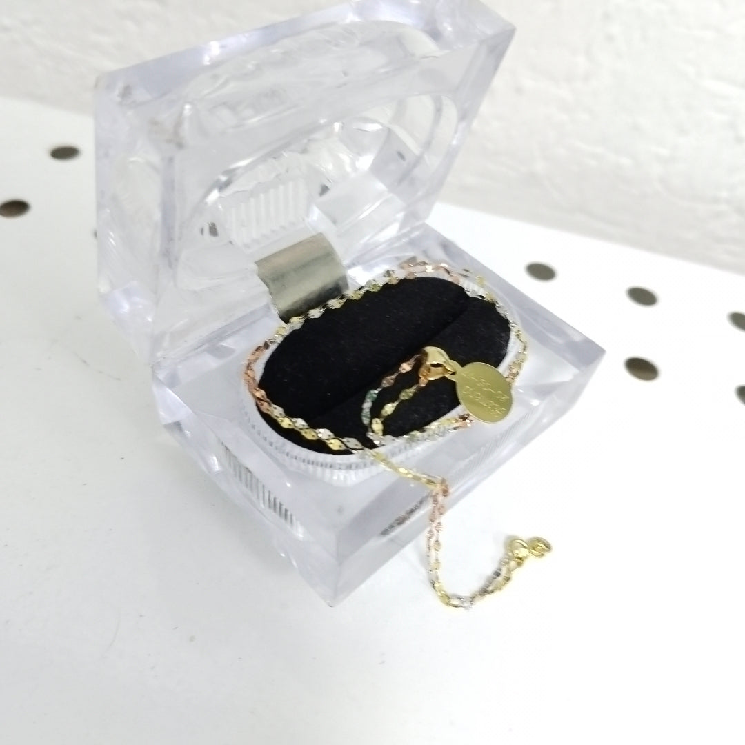 CADENA,MEDALLA RELIGIOSA ORO 14 K 1,60 GRMS (SEMINUEVO)