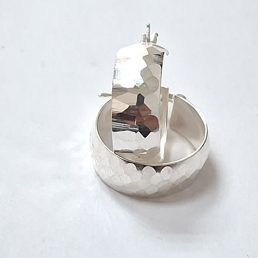 ARETES ARRACADAS FACETADAS PLATA .925 2.9 GR (NUEVO)