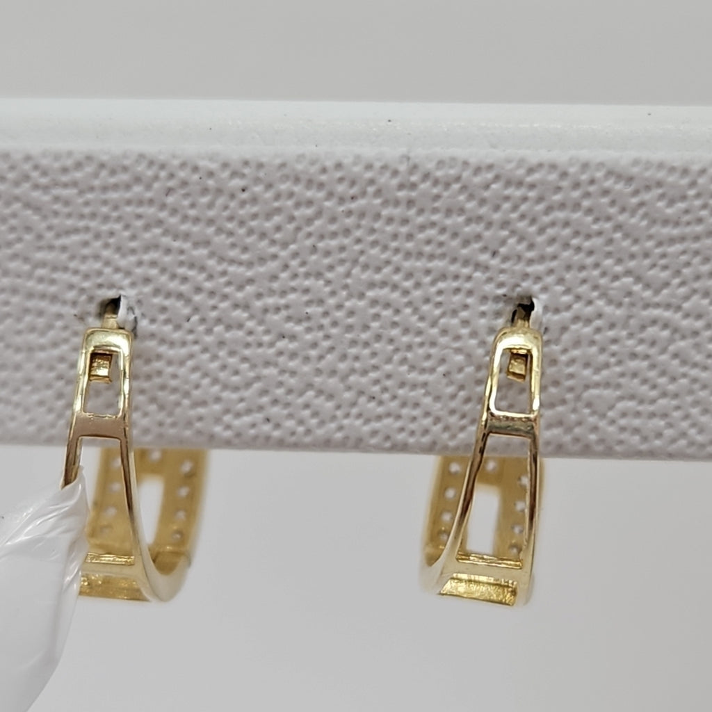 HUGGIES ORO 14K 2.4 (NUEVO)