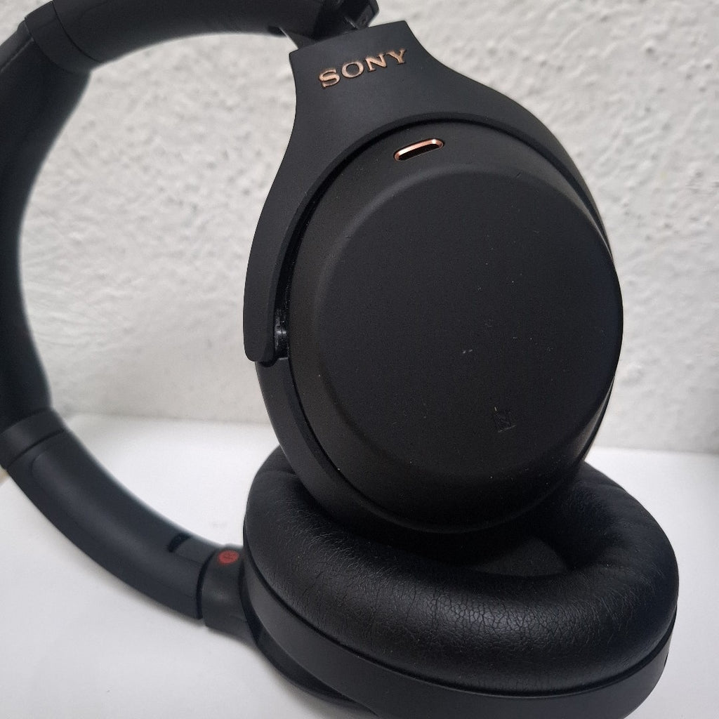 AUDIFONOS SONY WH-1000XM4 INALAMBRICO OVER EAR (SEMINUEVO)