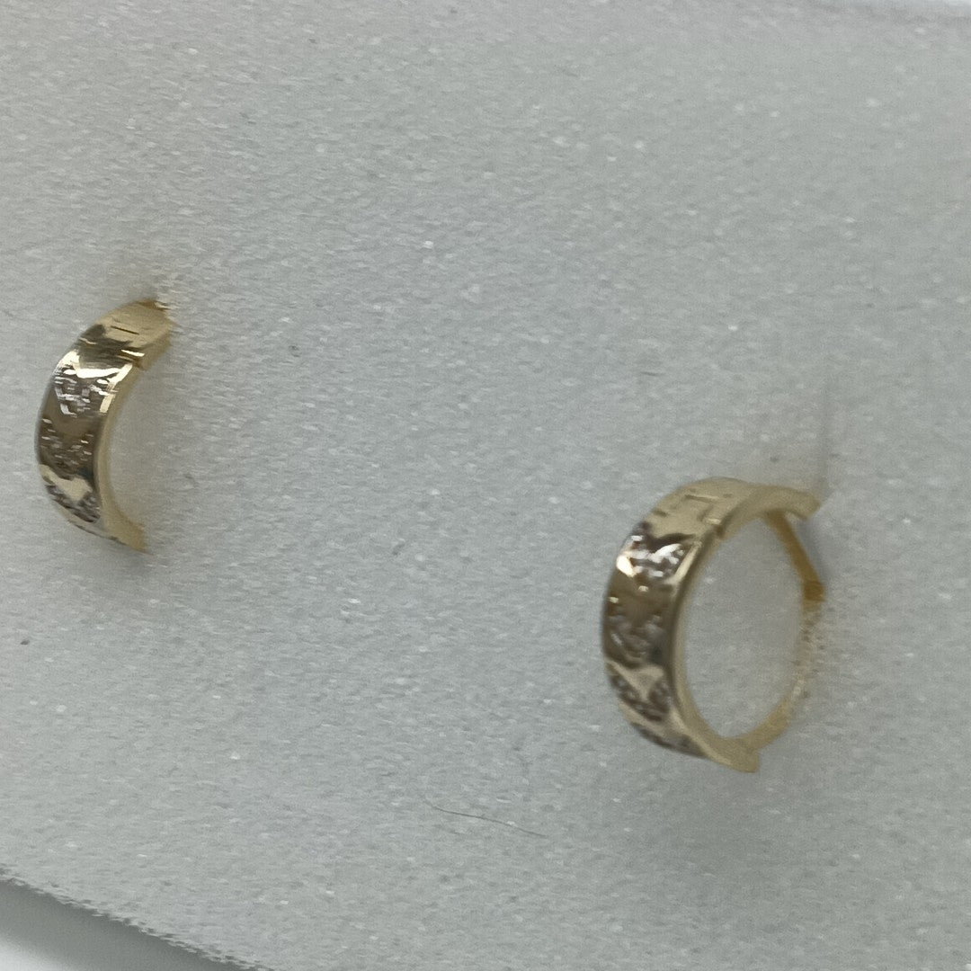 HUGGIES ORO 14K 2.5 (NUEVO)