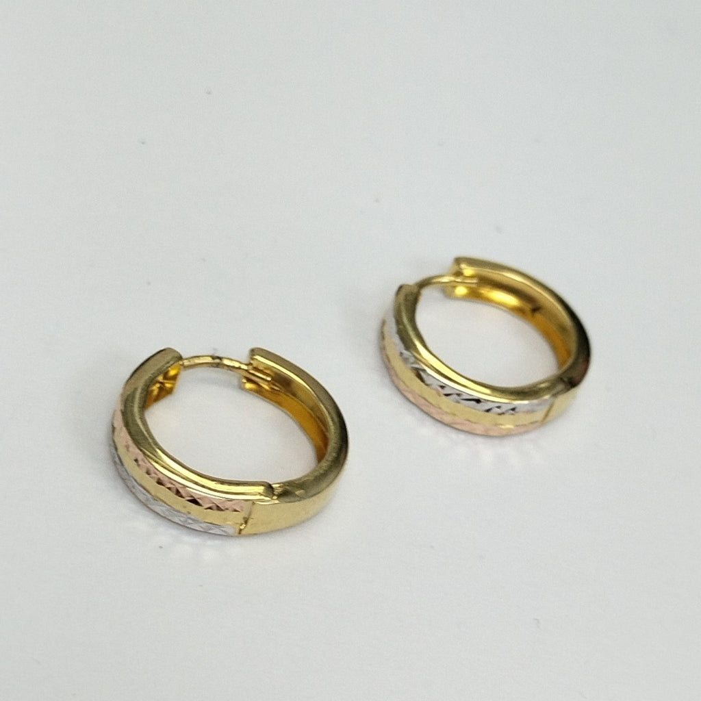 HUGGIES ORO 14K 1.5 (NUEVO)