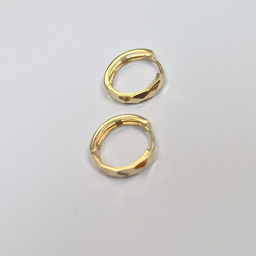 HUGGIES ORO 14K 1.6 (NUEVO)
