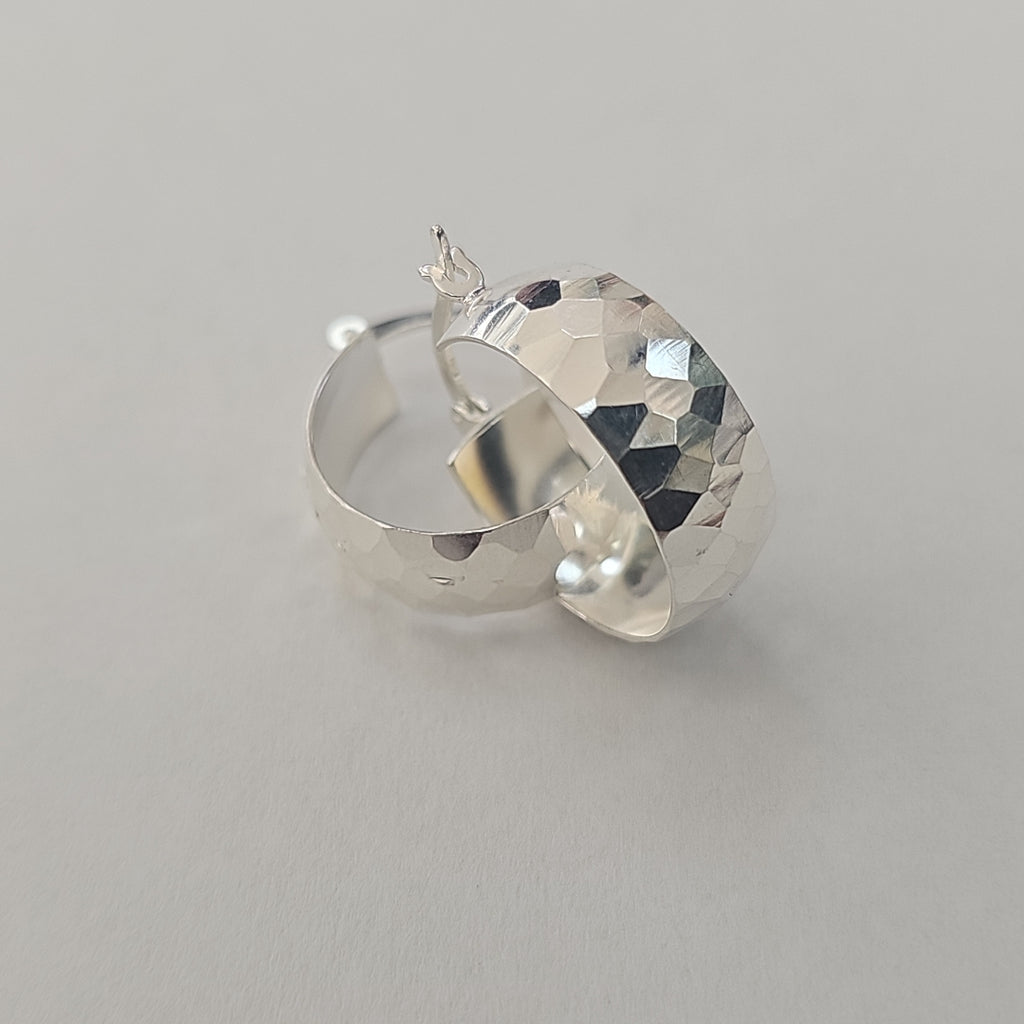 ARETES ARRACADAS FACETADAS PLATA .925 2.8 GR (NUEVO)