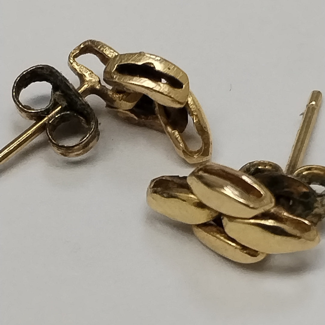ARETES PAR ORO 18 K 1,60 GRMS (SEMINUEVO)