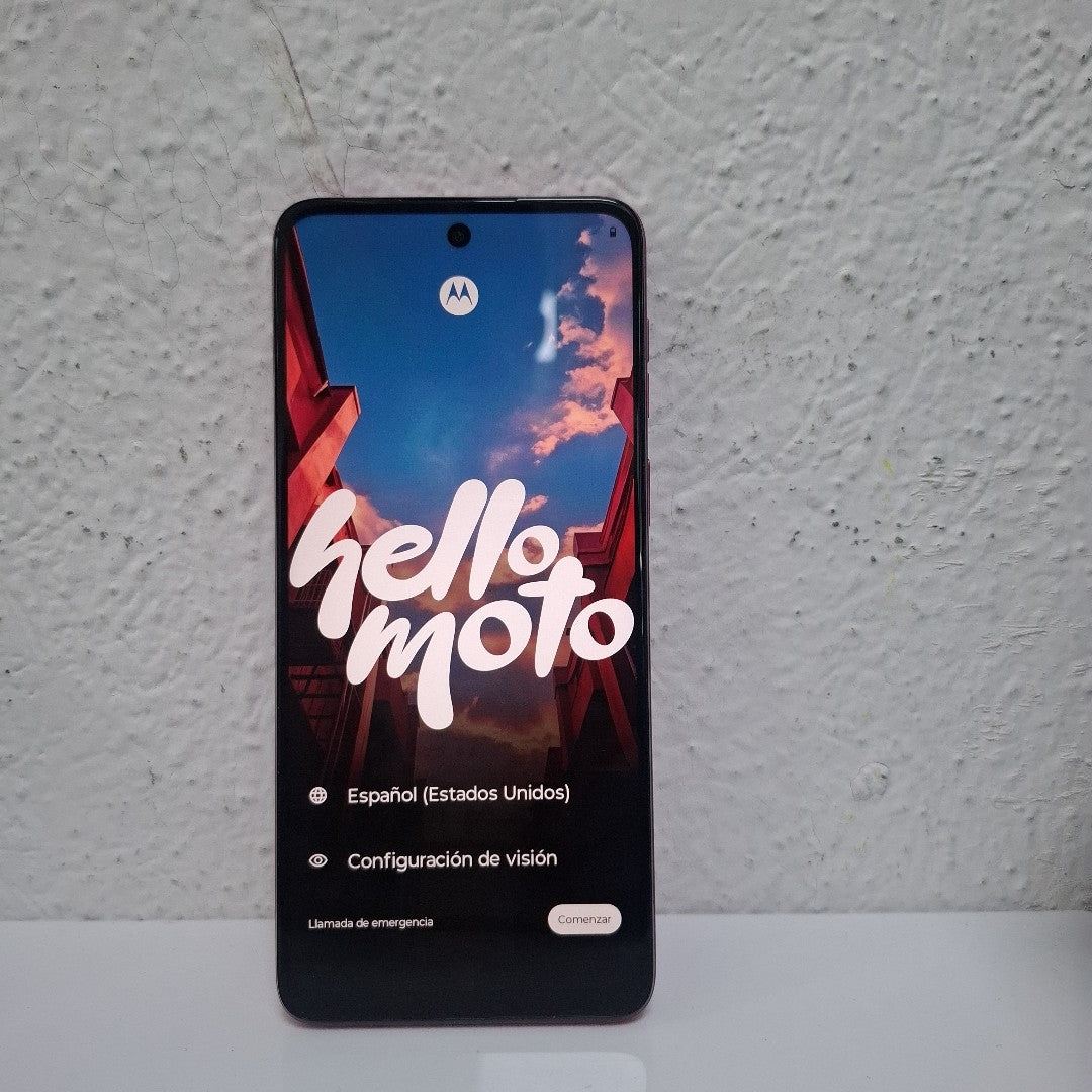 CELULAR MOTOROLA MOTO G55 5G XT2435-1(2024) 256 GB 8 GB RAM (SEMINUEVO)