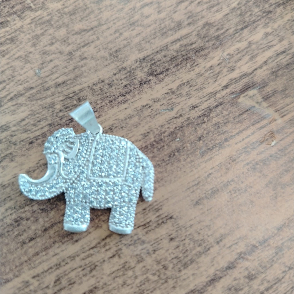 DIJE ELEFANTE C/CIRCONIAS PLATA .925 5.4 GR (NUEVO)