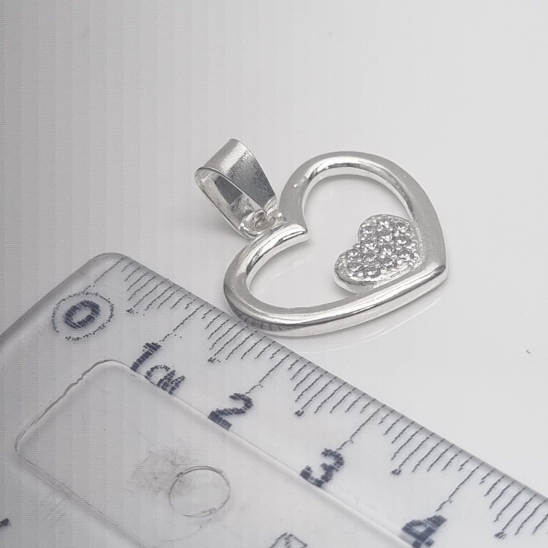 DIJE CORAZON C/CIRCONIAS PLATA .925 2.7 GR (NUEVO)