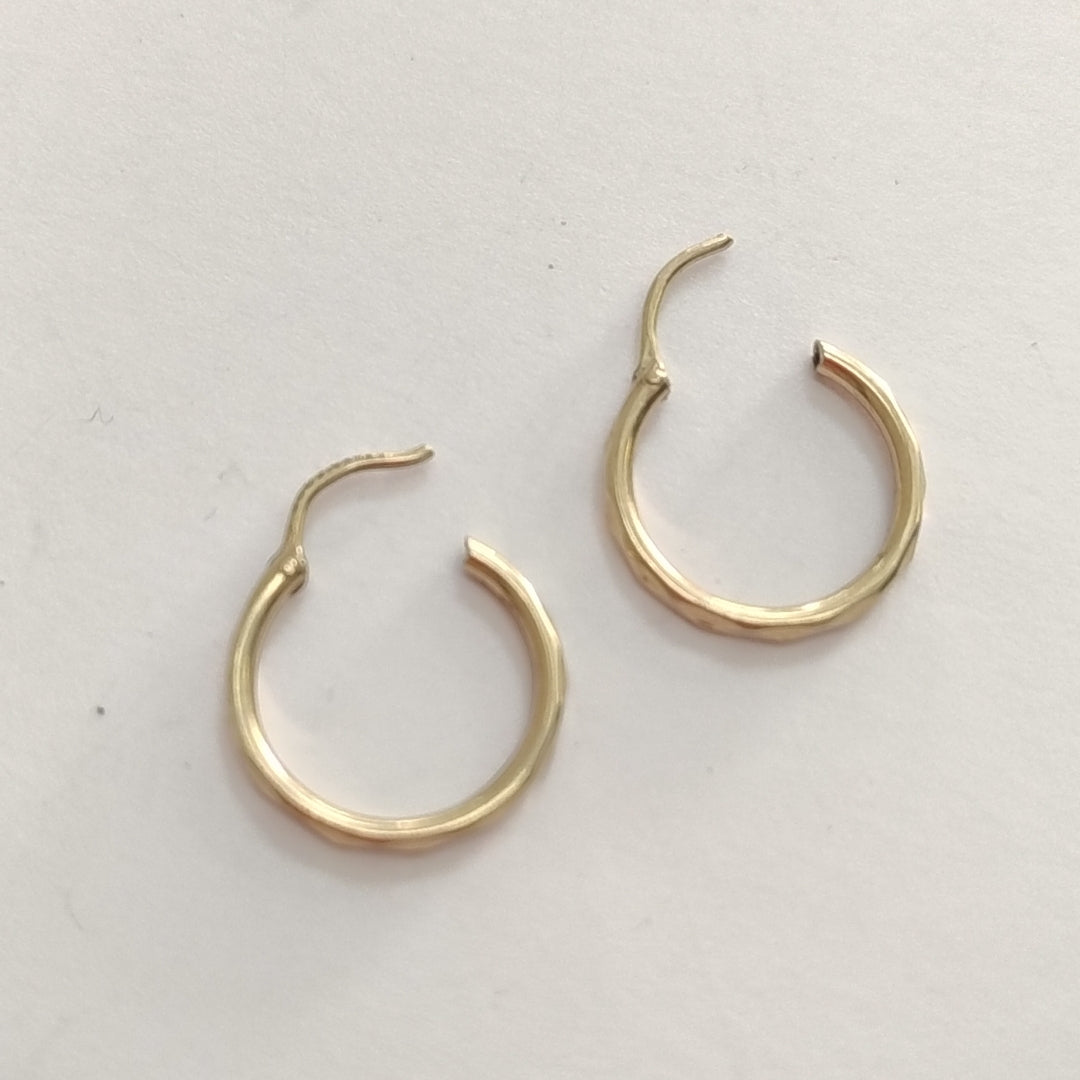 ARRACADAS PAR ORO 10 K 1 GRMS (SEMINUEVO)