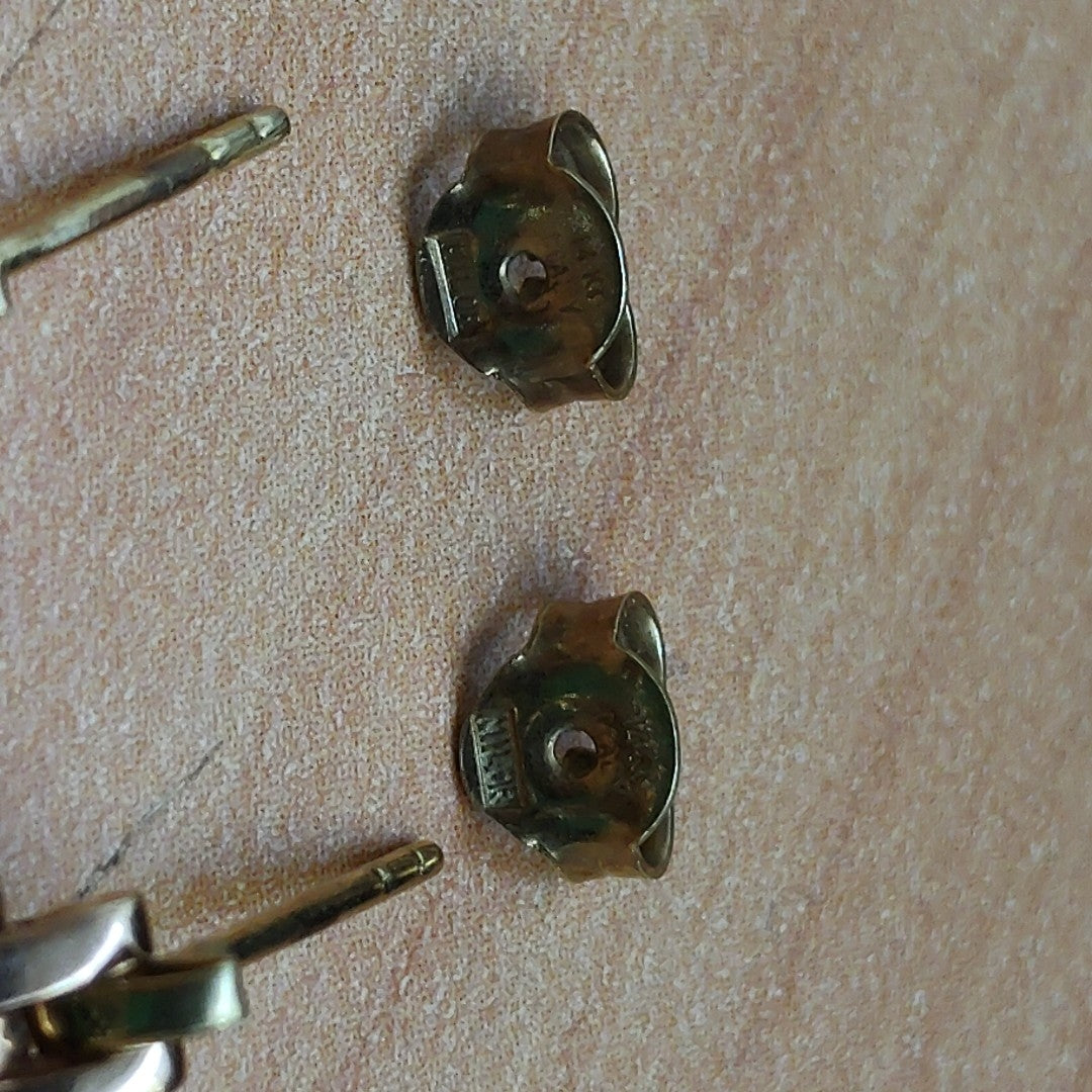 ARETES PAR ORO, ORO COMBINADO 14 K 6.2 GRMS (SEMINUEVO)