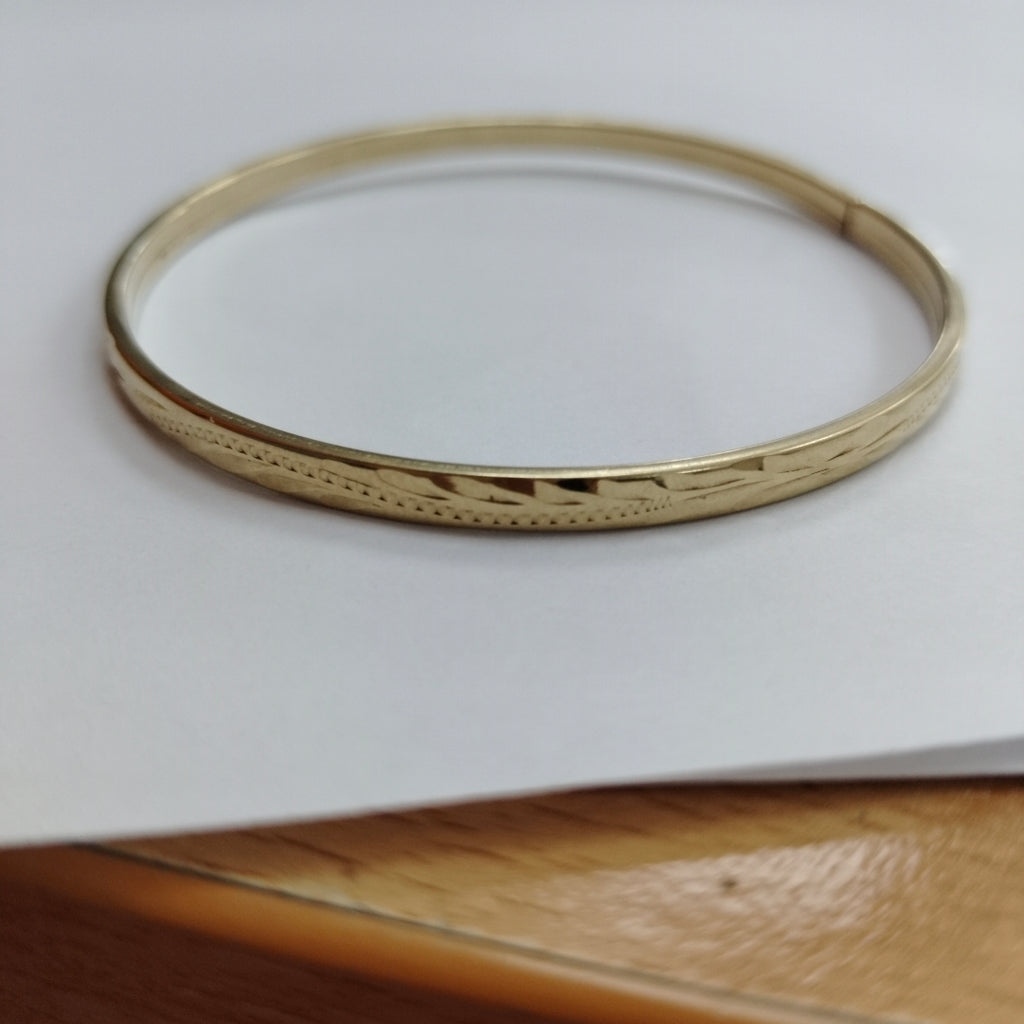 PULSERA RIGIDA ORO 10 K 4.9 GRMS (SEMINUEVO)