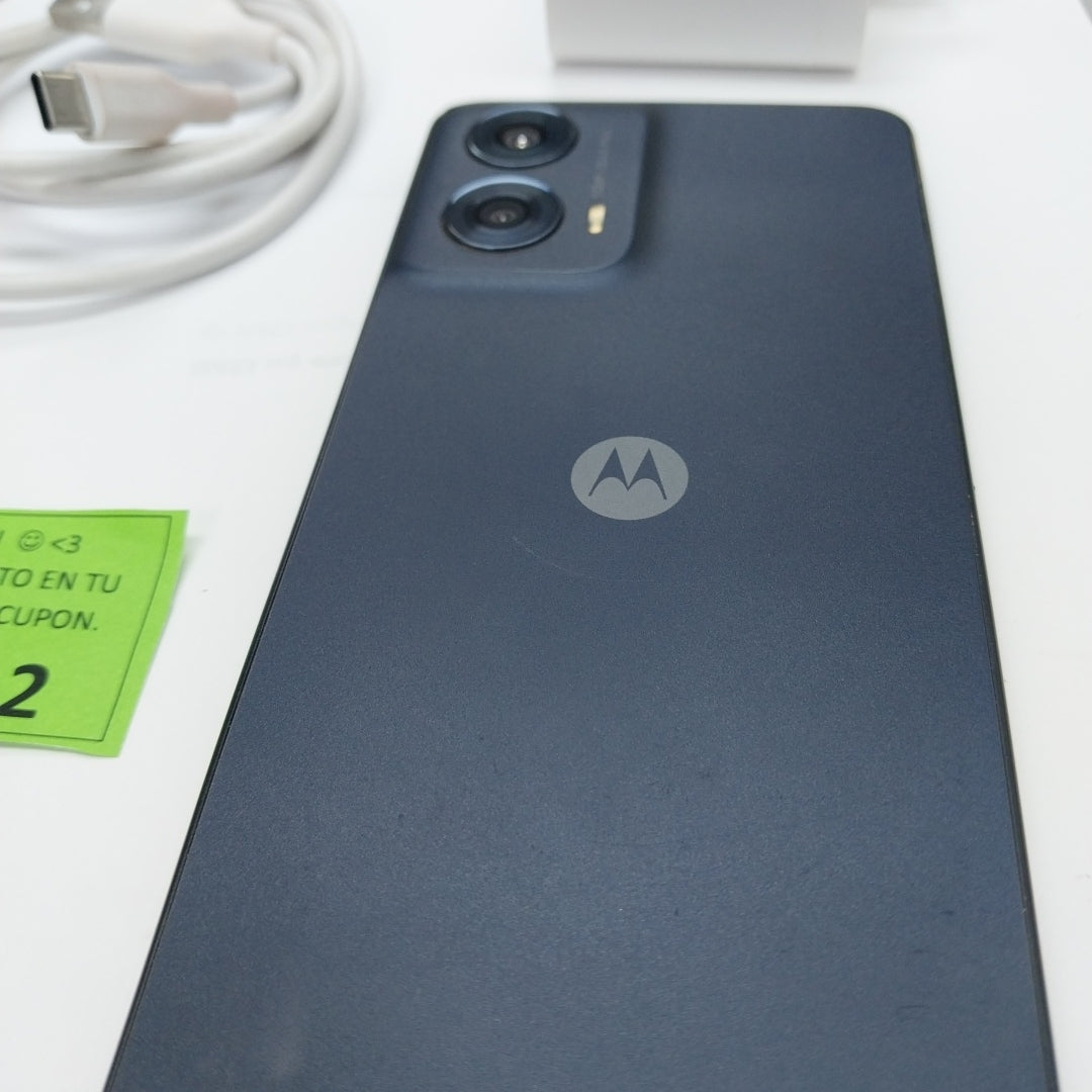 CELULAR MOTOROLA MOTO G24 XT2423-1 (2024) 256 GB 4 GB RAM (SEMINUEVO)