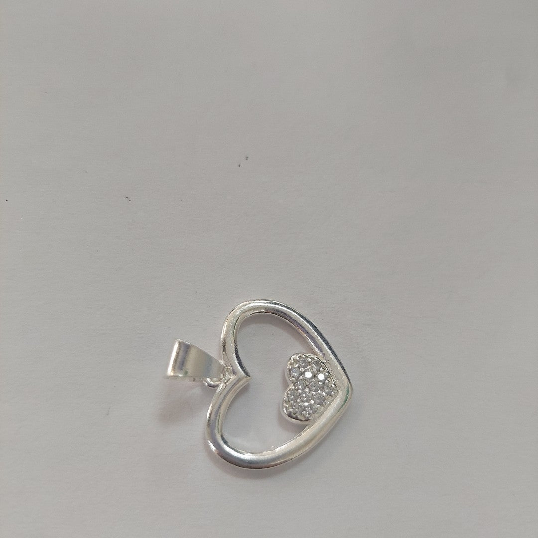 DIJE CORAZON C/CIRCONIAS PLATA .925 2.7 GR (NUEVO)