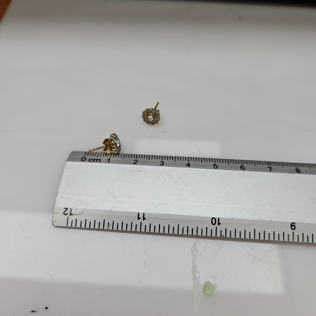ARETES PAR ORO 14 K 1.5 GRMS (SEMINUEVO)