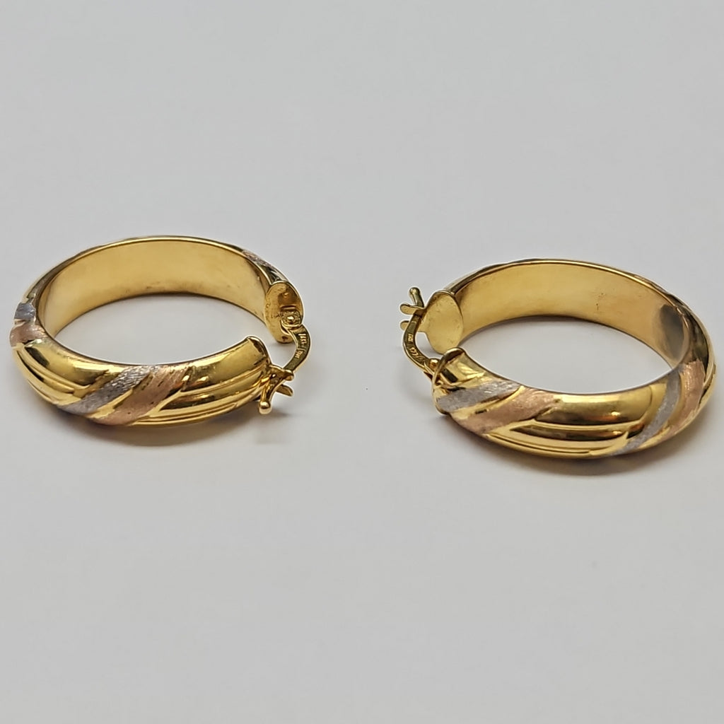 ARETES PAR ORO COMBINADO 14 K 3.5 GRMS (SEMINUEVO)