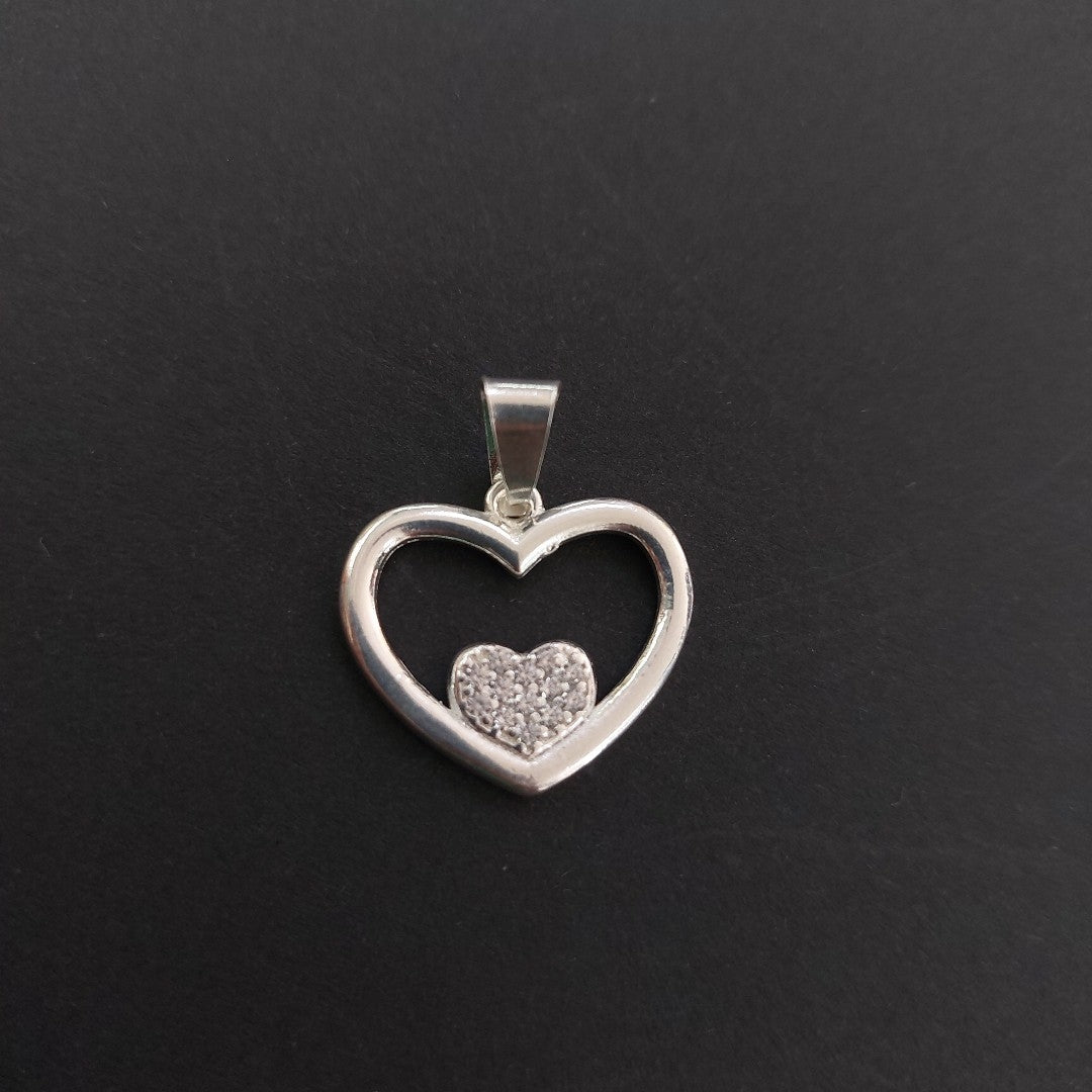 DIJE CORAZON C/CIRCONIAS PLATA .925 2.8 GR (NUEVO)