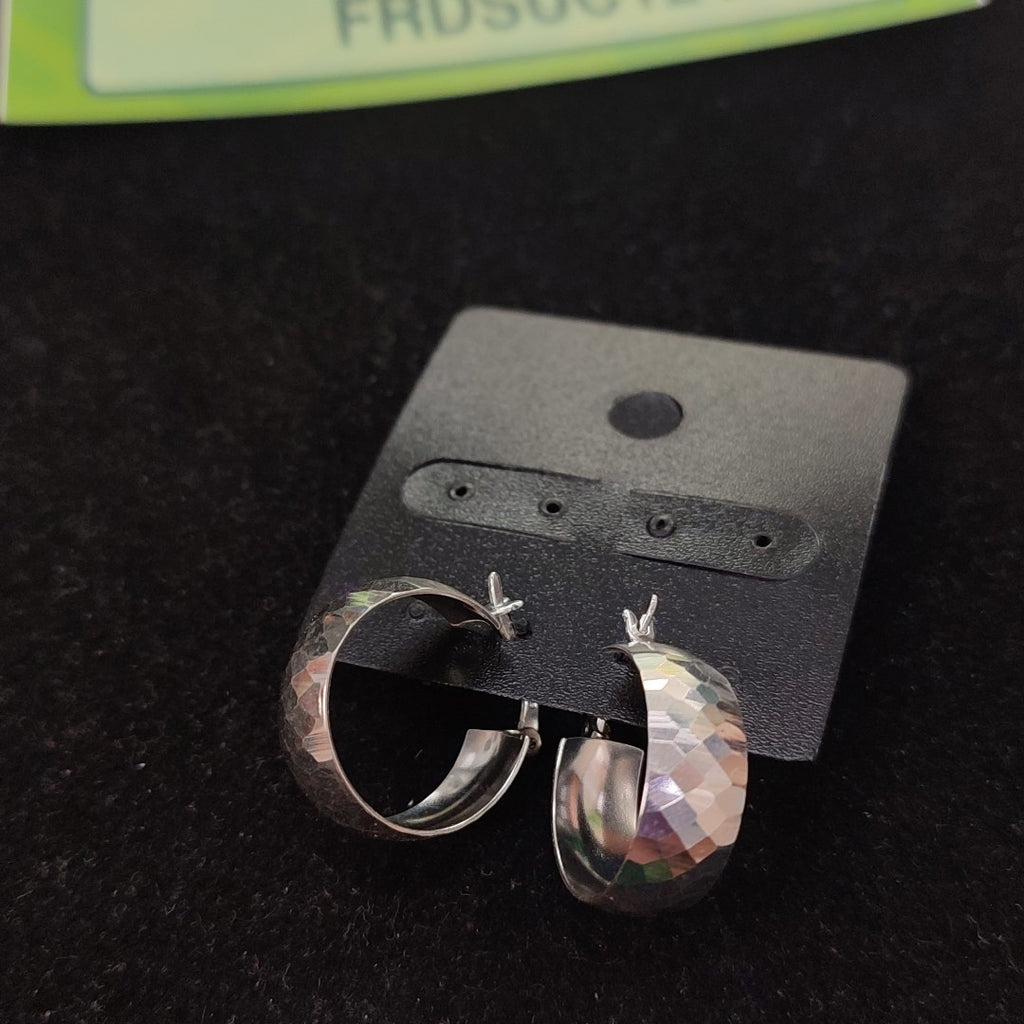 ARETES ARRACADAS FACETADAS PLATA .925 2.8 GR (NUEVO)