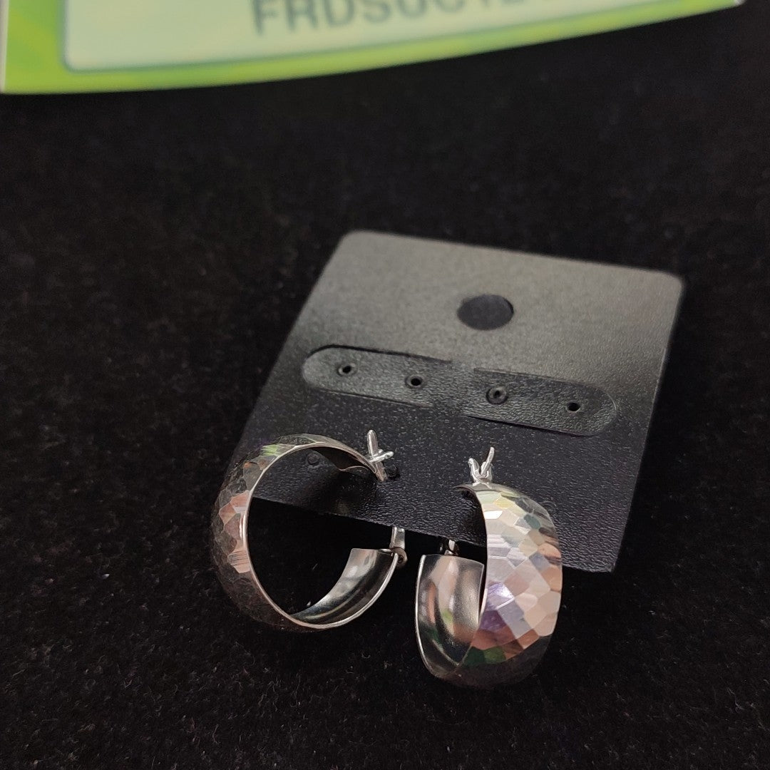 ARETES ARRACADAS FACETADAS PLATA .925 2.8 GR (NUEVO)
