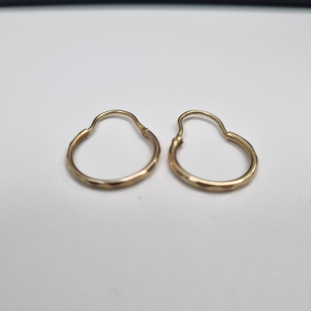 ARRACADAS PAR ORO 10 K 1.1 GRMS (SEMINUEVO)