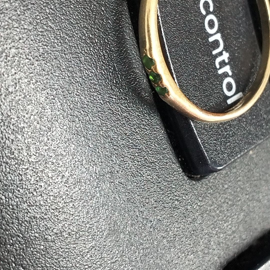 ANILLO ORO 14 K 1.1 GRMS (SEMINUEVO)