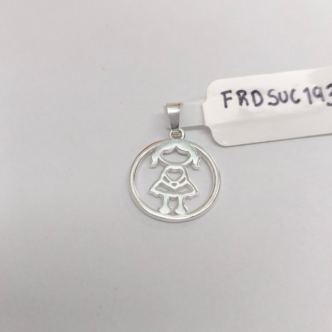DIJE NIÑA PLATA .925 2.1 GR (NUEVO)